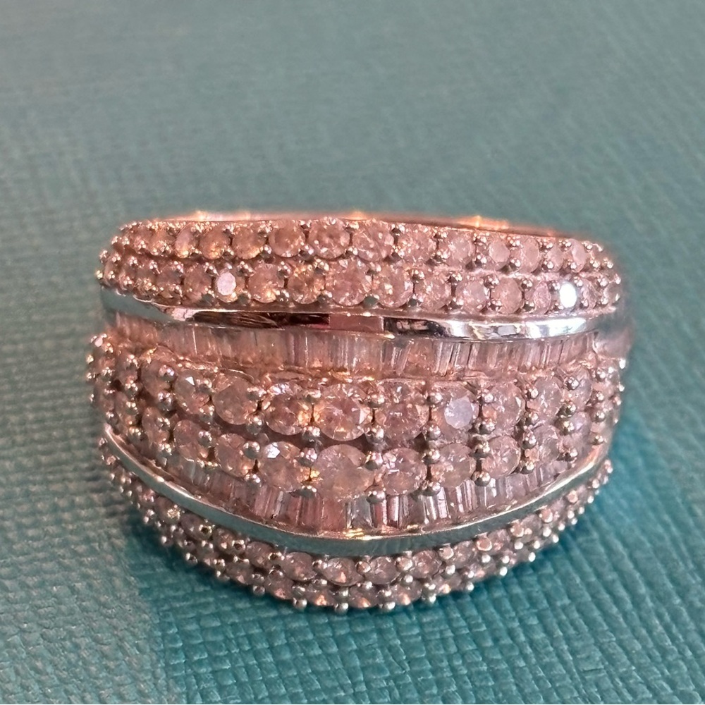 Gorgeous Statement Ring-Sterling Silver 2.0ctw Di… - image 2